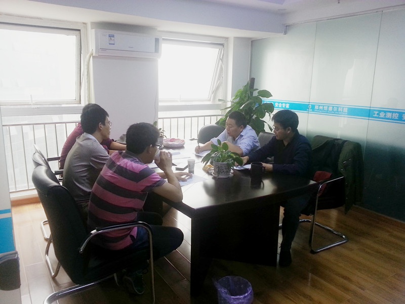 技術(shù)交流現(xiàn)場(chǎng)圖一